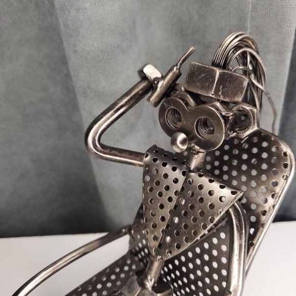Nuts & Bolts Sculpture Woman in Rocking Chair on Phone STEELMAN24 Hinz & Kunst - Picture 5 of 9